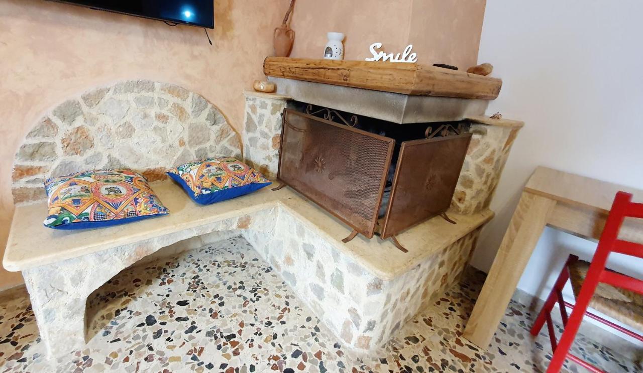 Casetta Nonna Giacomina 1Camera Da Letto E Soggiorno Con Angolo Cottura Valderice Dış mekan fotoğraf